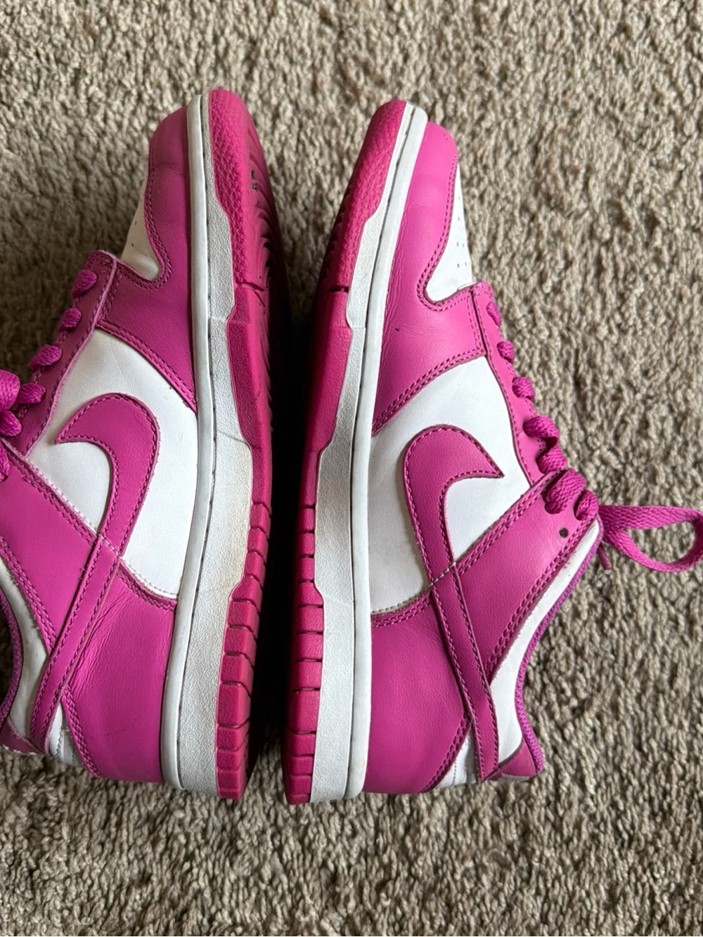 Nike Kids Hot Pink and White Low-Top Sneakers - Picture 8 of 8